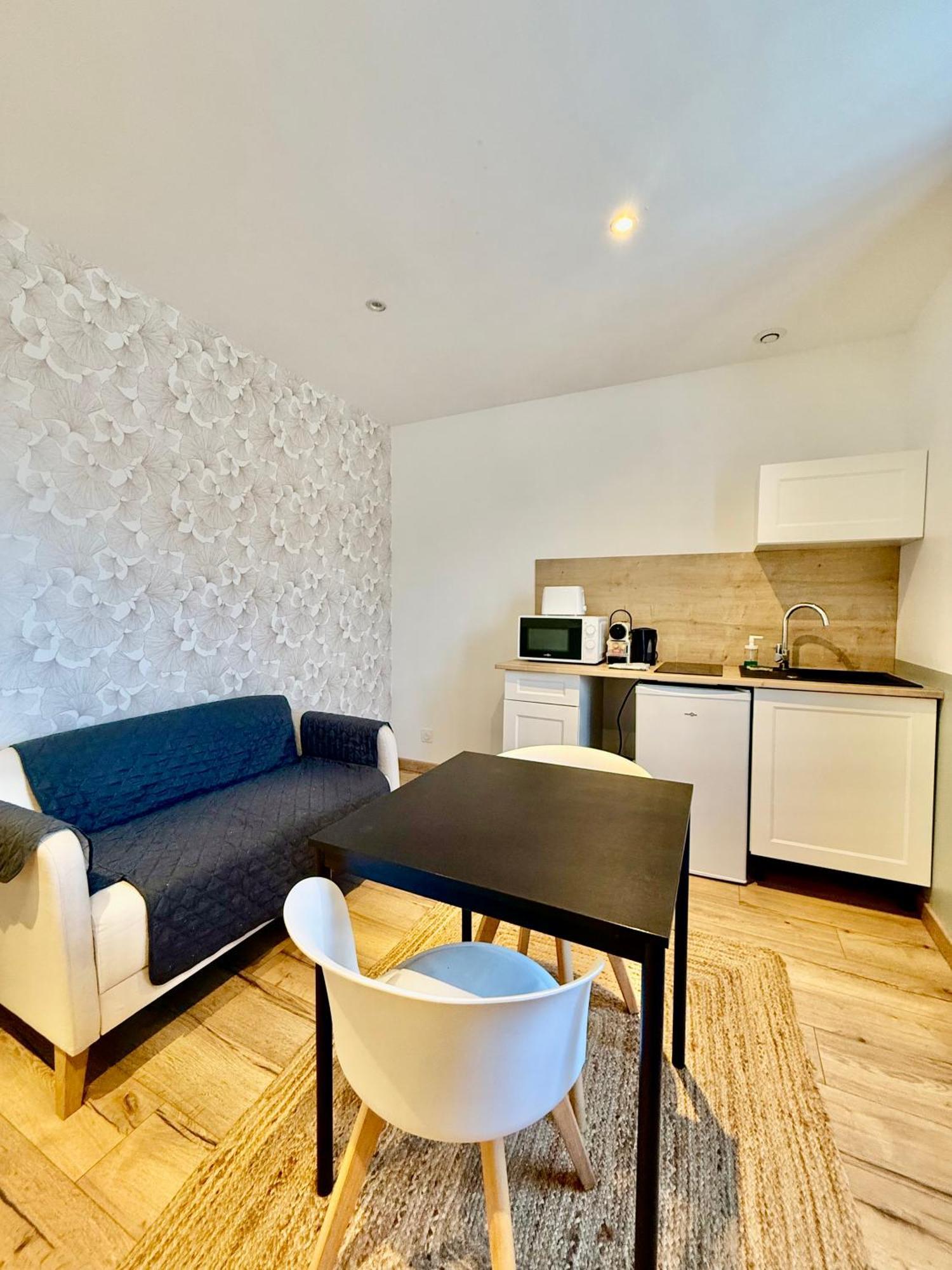 Limoges Sud-Lescinqsuites-L'Eden - Dabnb Экстерьер фото