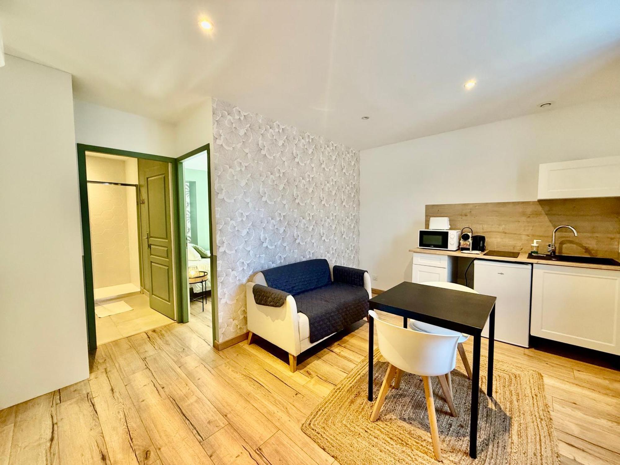 Limoges Sud-Lescinqsuites-L'Eden - Dabnb Экстерьер фото